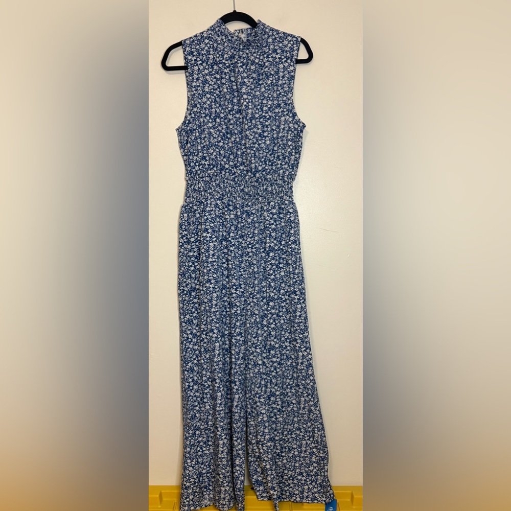Cupshe Blue Floral Wide Leg Sleeveless Jumpsuit L‎ Smocked Waist Pockets